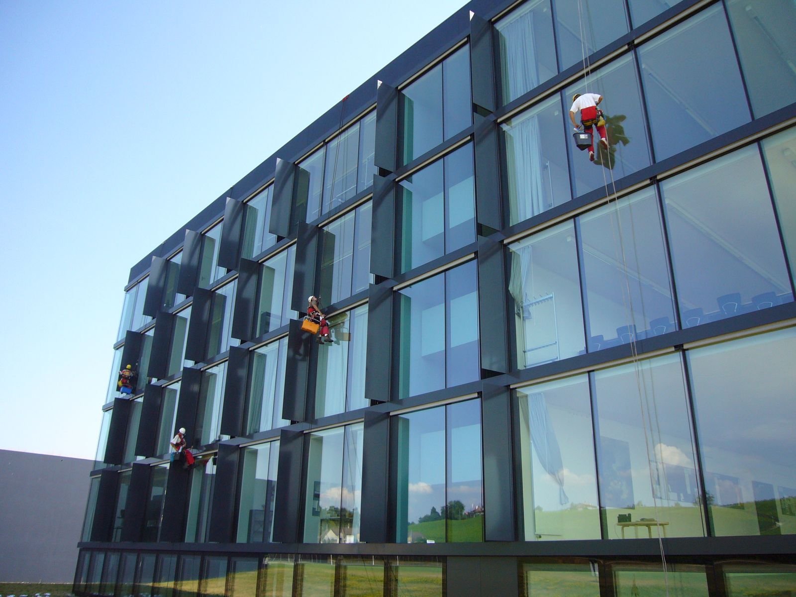 Nettoyage vitres et vitrages à Genève Suisse